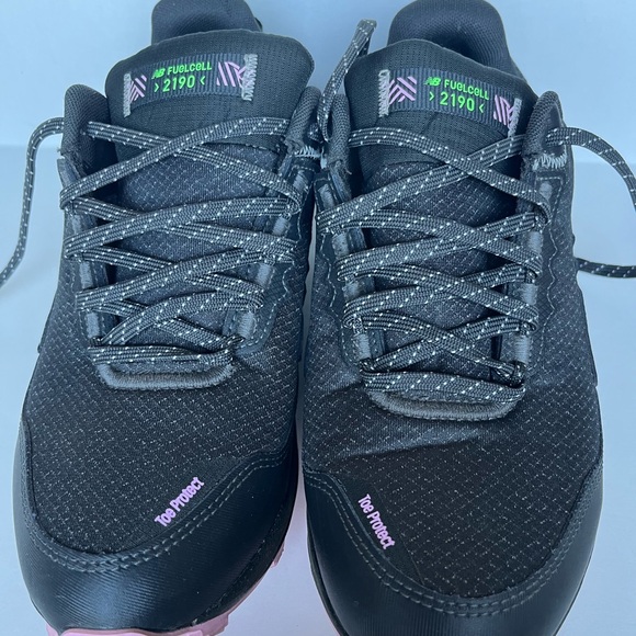 New Balance Fuelcell 2190 V1 women’s Trail Running Shoe - Picture 4 of 13